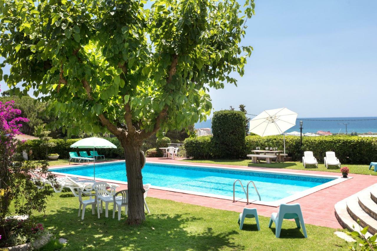 Costa Maresme Apartment Santa Susanna Exterior photo